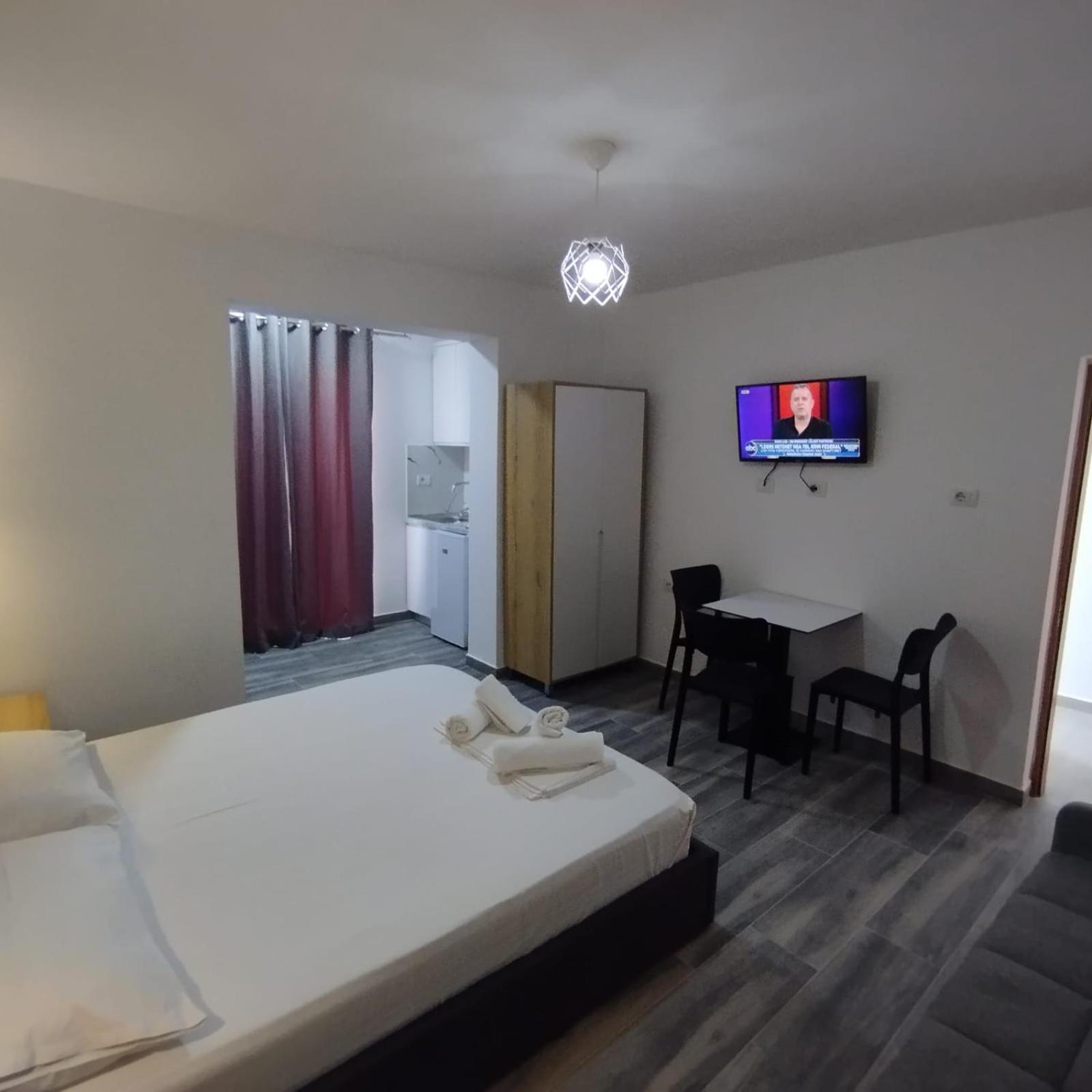 Belka Studios Vlorë Buitenkant foto
